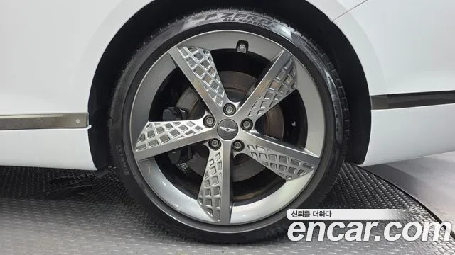 Genesis G80 2023 thumb 9