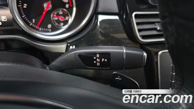 Mercedes-Benz GLE-Класс 2016 thumb 6