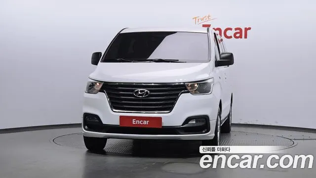 Hyundai Staria 2019 thumb 2