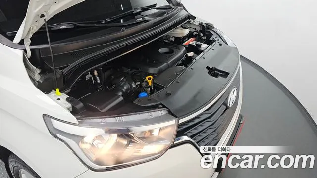 Hyundai Staria 2019 thumb 3