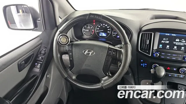 Hyundai Staria 2019 thumb 7
