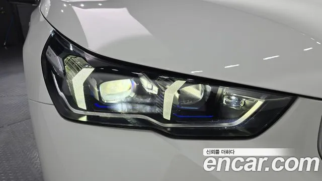 BMW 5 серии 2025 thumb 2