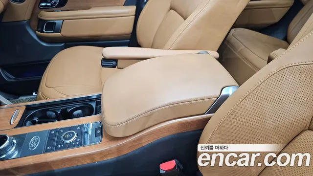 Land Rover Range Rover 2018 thumb 4