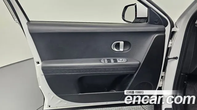Hyundai Ioniq5 2021 thumb 9