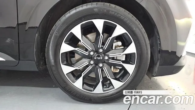 Kia Carnival 2022 thumb 7