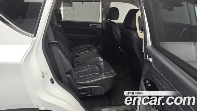 KGM Rexton 2021 thumb 2