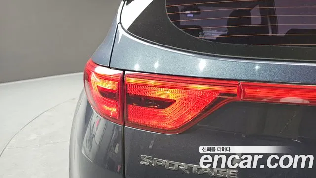 Kia Sportage 2016 thumb 12