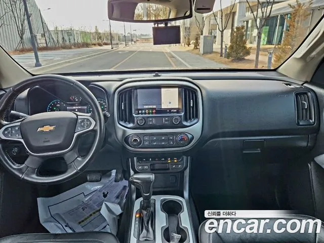Chevrolet Colorado 2020 thumb 2