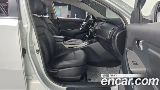 Kia Sportage 2015 thumb 12