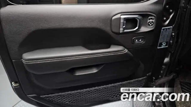 Jeep Wrangler 2019 thumb 10