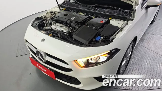 Mercedes-Benz A-Class 2020 thumb 6