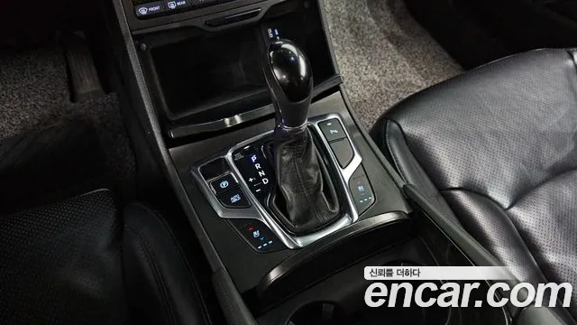 Hyundai Grandeur 2015 thumb 12
