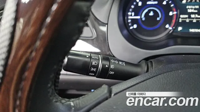 Hyundai Grandeur 2015 thumb 11