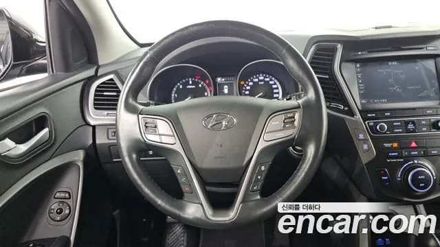 Hyundai Santafe 2017 thumb 11