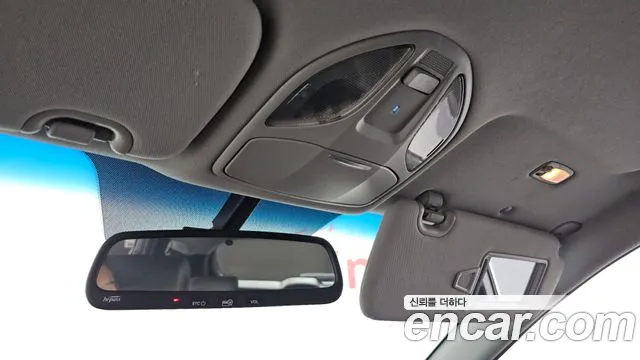 Hyundai Santafe 2017 thumb 7