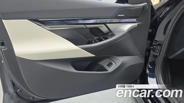 BMW 5 серии 2025 thumb 3