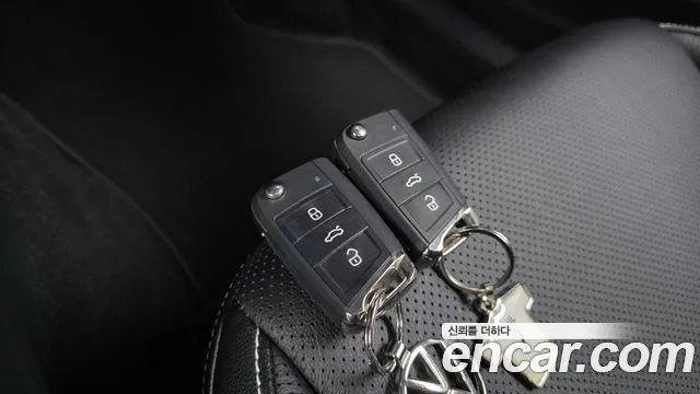 Volkswagen Jetta 2023 thumb 9