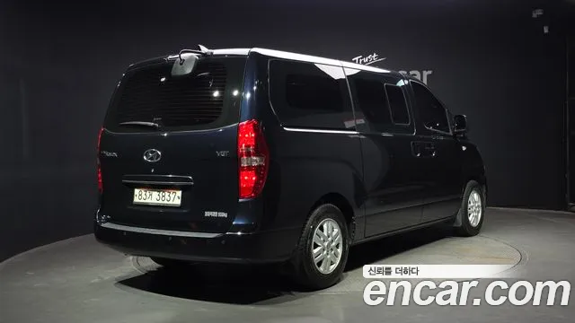 Hyundai Staria 2020 thumb 5