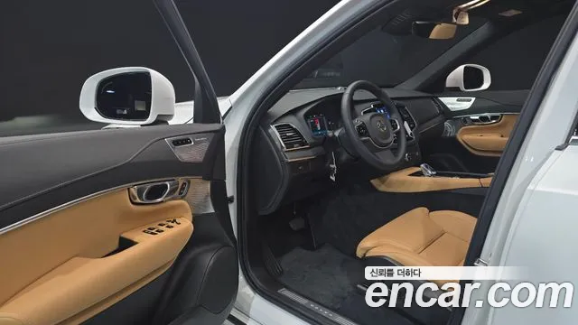Volvo XC90 2025 thumb 8