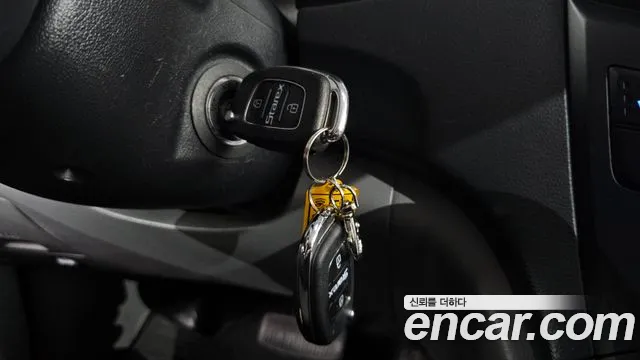 Hyundai Staria 2019 thumb 3