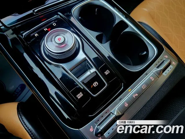 Kia Carnival 2021 thumb 4