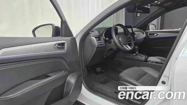 Renault Arkana 2025 thumb 10