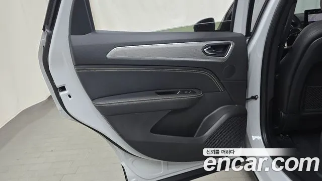 Renault Arkana 2025 thumb 9