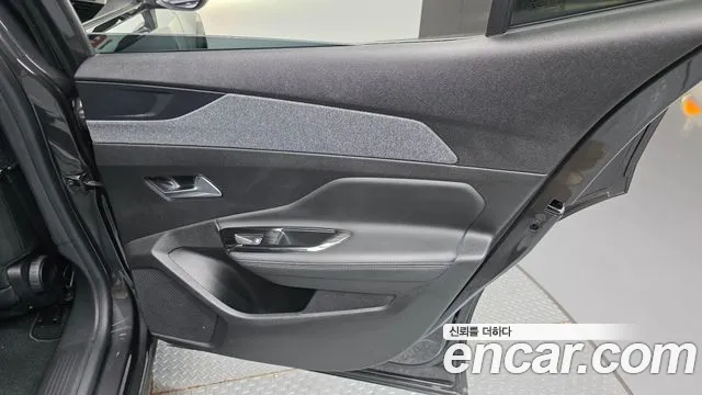 Peugeot 408 2023 thumb 12