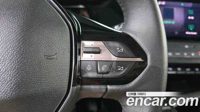 Peugeot 408 2023 thumb 9