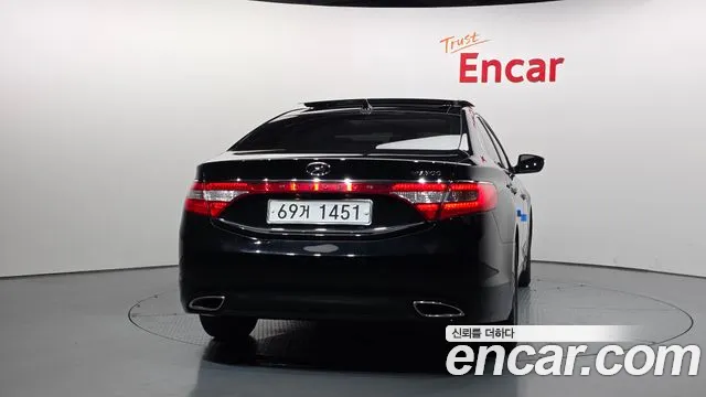 Hyundai Grandeur 2013 thumb 4