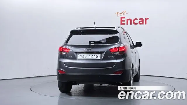 Hyundai Tucson 2009 thumb 12