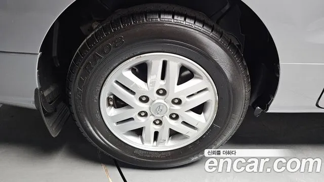 Hyundai Staria 2020 thumb 10