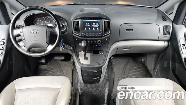 Hyundai Staria 2020 thumb 12