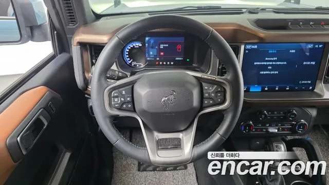 Ford Bronco 2022 thumb 6