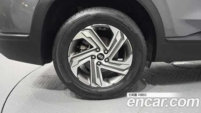 Hyundai Santa Fe 2022 thumb 2