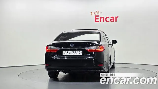 Lexus ES 300h 2018 thumb 2