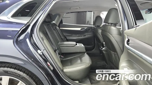 Hyundai Grandeur 2020 thumb 2