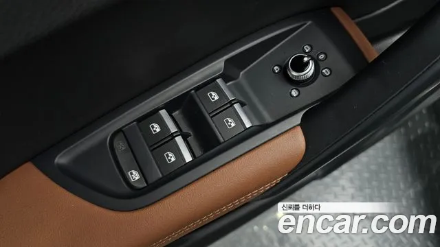 Audi Q5 2021 thumb 6