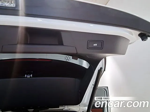 Volkswagen ID.4 2024 thumb 7