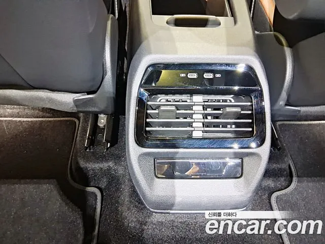 Volkswagen ID.4 2024 thumb 8