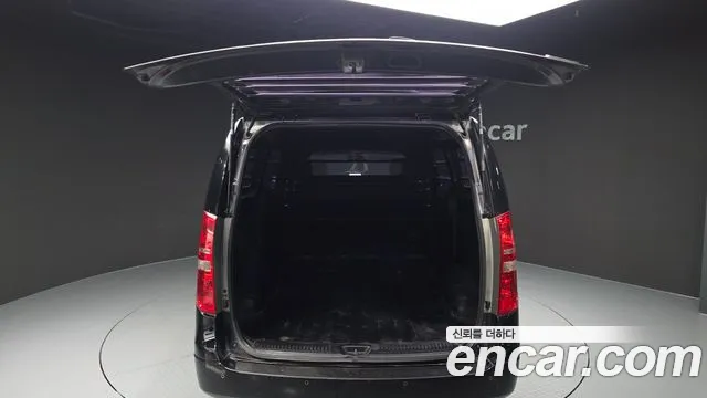 Hyundai Staria 2013 thumb 10