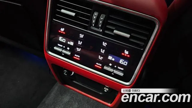 Porsche Cayenne 2022 thumb 8