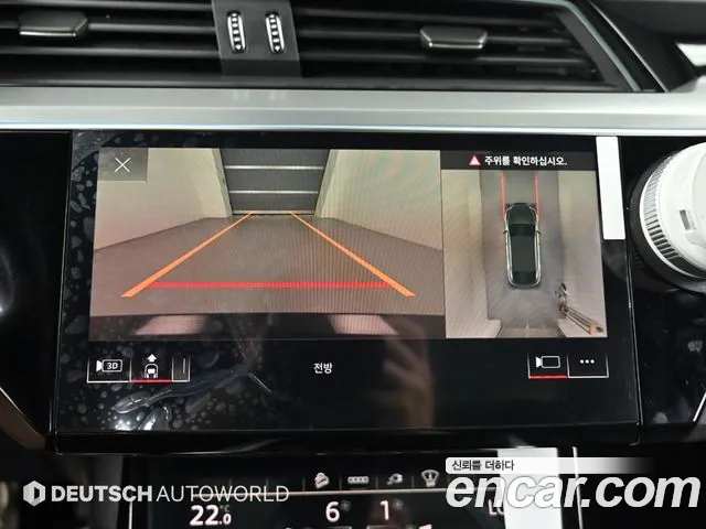 Audi e-tron 2021 thumb 7