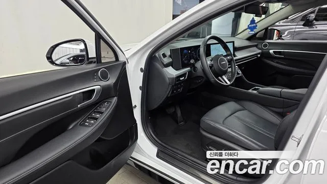 Hyundai (DN8) 2024 thumb 4