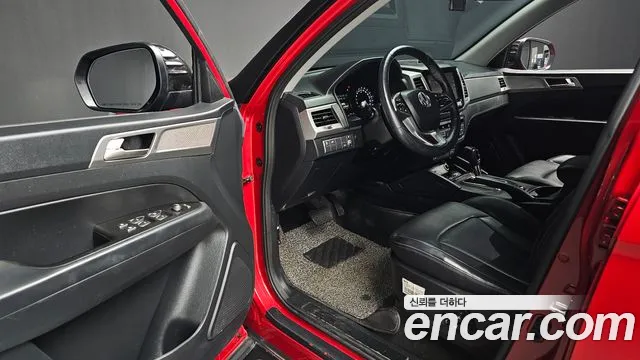 KGM Rexton 2019 thumb 9