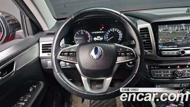 KGM Rexton 2019 thumb 3
