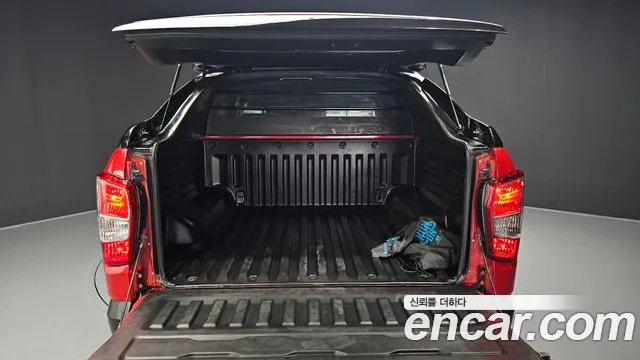 KGM Rexton 2019 thumb 11