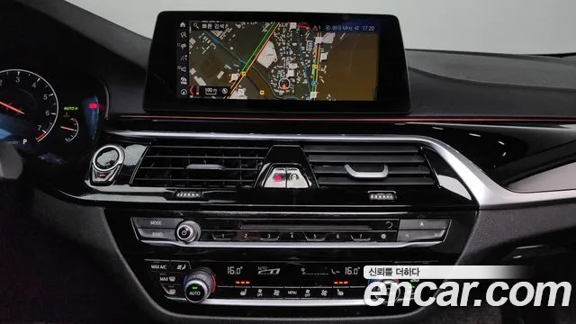 BMW 5 серии 2019 thumb 8