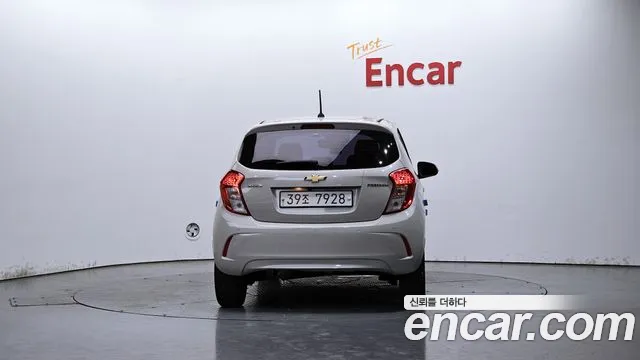Chevrolet Spark 2019 thumb 8