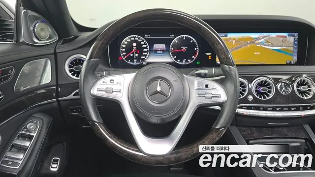 Mercedes-Benz S-Class 2017 thumb 3
